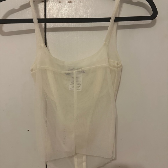 Kathryn Bowen White Crop Mesh Top - Picture 3 of 3